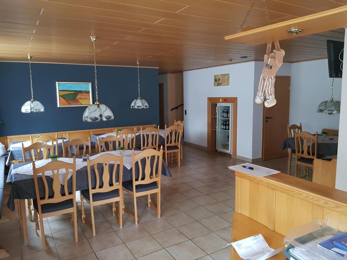 Zur Dorfmuhle Hostel Aislingen Buitenkant foto
